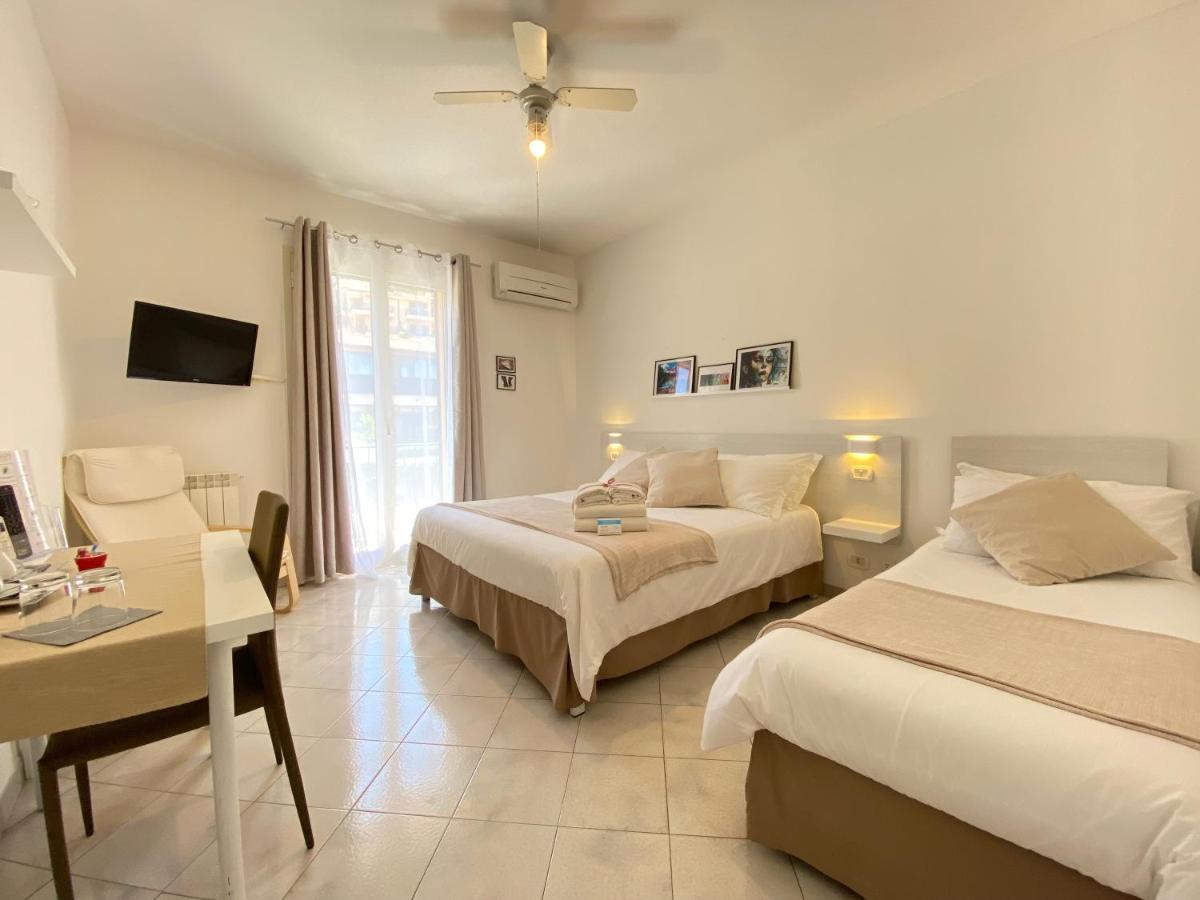 Ma&Mi Guest House Cefalu Bagian luar foto